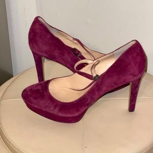 Vince Camuto Suede Pumps Size 9.5